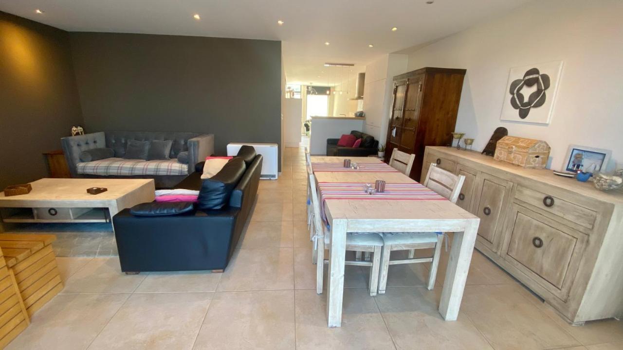 Deluxe Apartment With Shared Pool Oostende Dış mekan fotoğraf