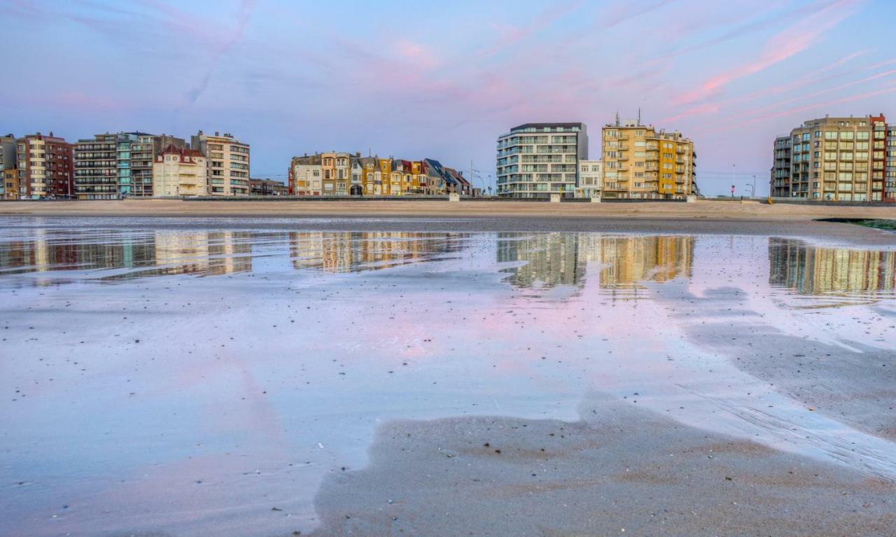 Deluxe Apartment With Shared Pool Oostende Dış mekan fotoğraf